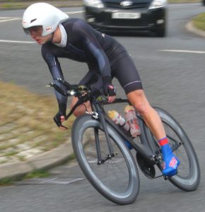 Richards lays the bike over (photo by courtesy of Fergus Muir)