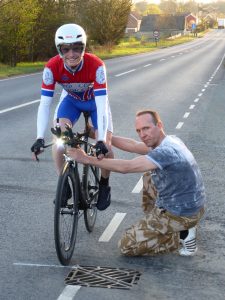 Mark "Titch" Richards before his start - "Smile please"