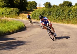 Richards in the lead, with Joe Skipper and Lewis Pendle following